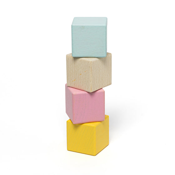 MIJN EERSTE BLOKKEN VAN HOUT